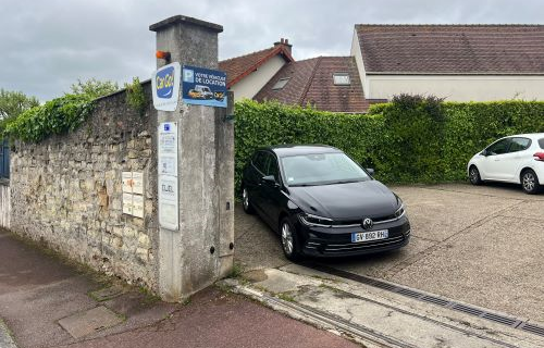 Agence de Location de Véhicules - STARTER - 2376